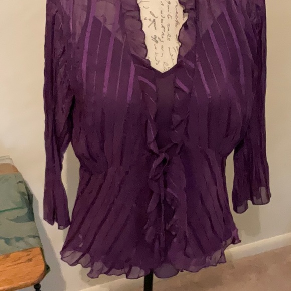 Elegant Purple Women's Top - Picture 1 of 4